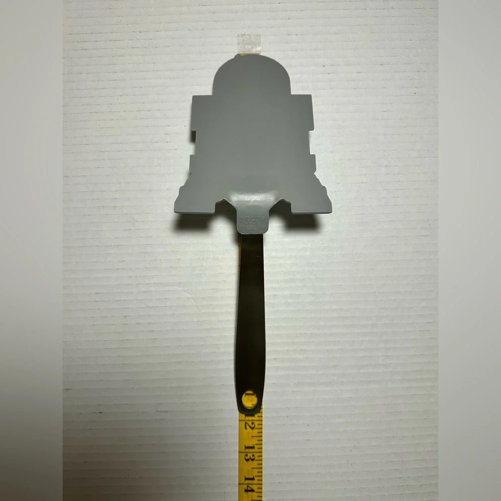 Williams Sonoma Star Wars Spatula R2-D2 Flexible Spatula Heat Resistant‎ NWOT